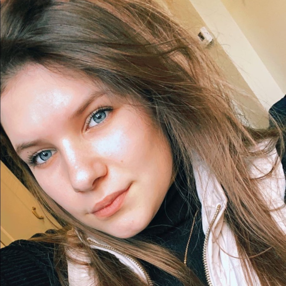 Meet your Posher, Casey